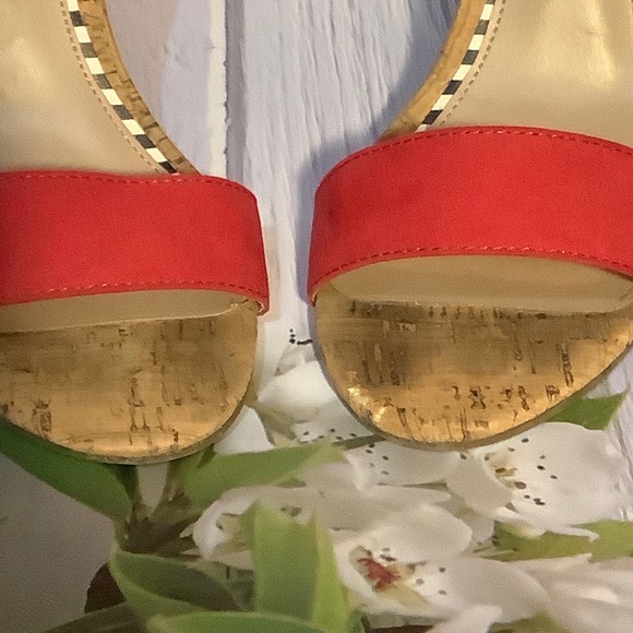 Betsy Johnson watermelon print heels - Picture 5 of 7